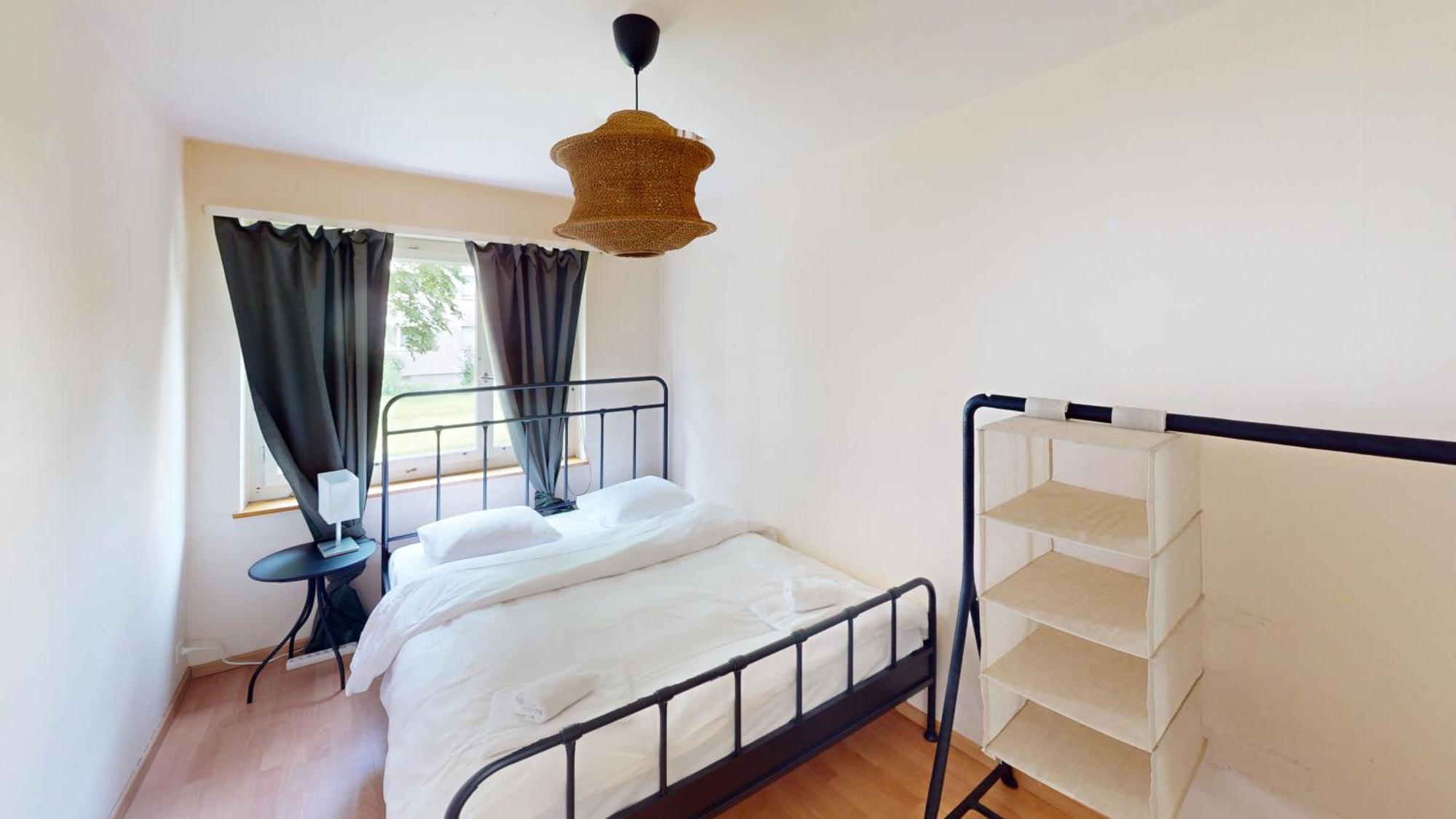 Comfortable Living In A 3-bedroom Space Zürich