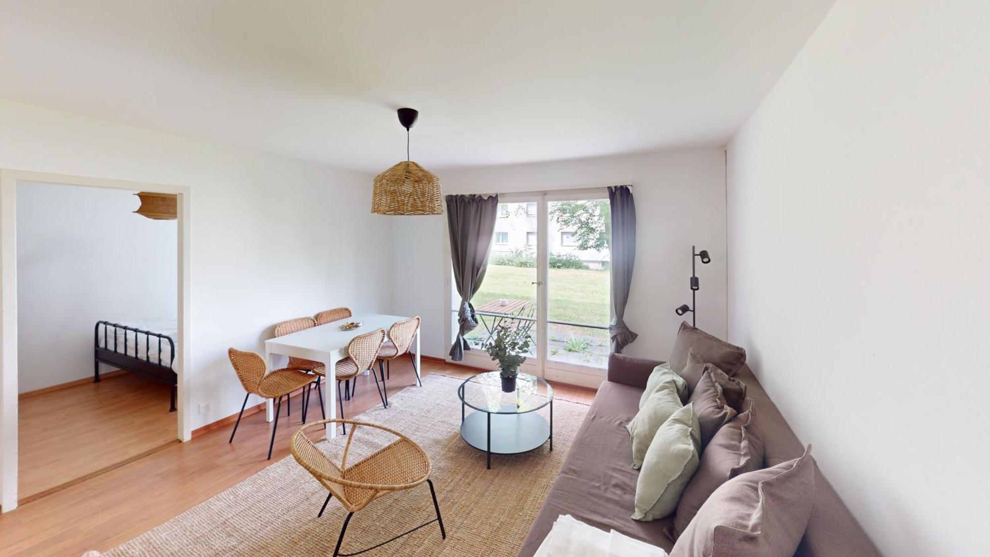 Comfortable Living In A 3-bedroom Space Appartement Zürich